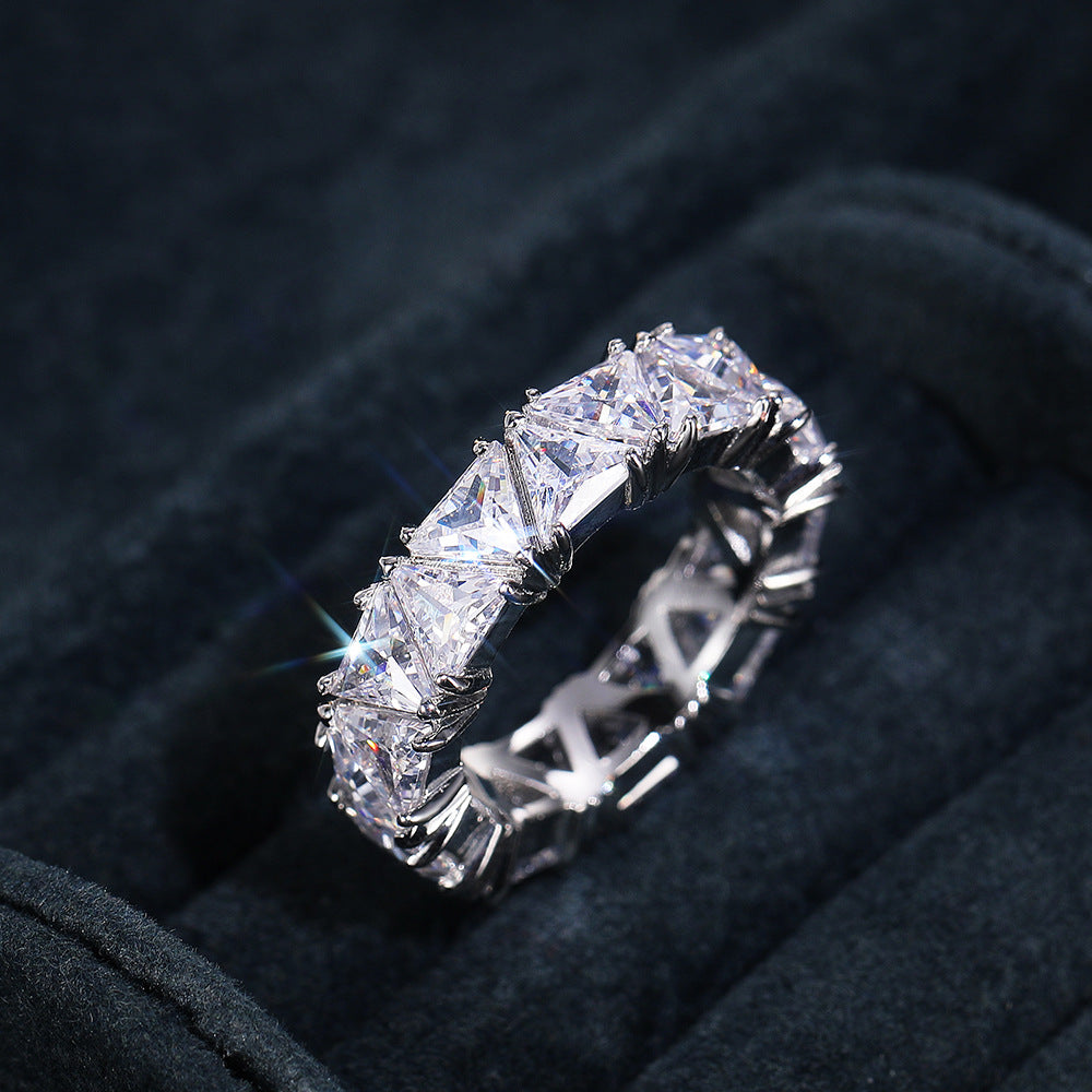 Hot Selling Jewelry Full Circle Full Circle Single Row Triangle Zircon Ring For Women Blingbling Female Gift Ring